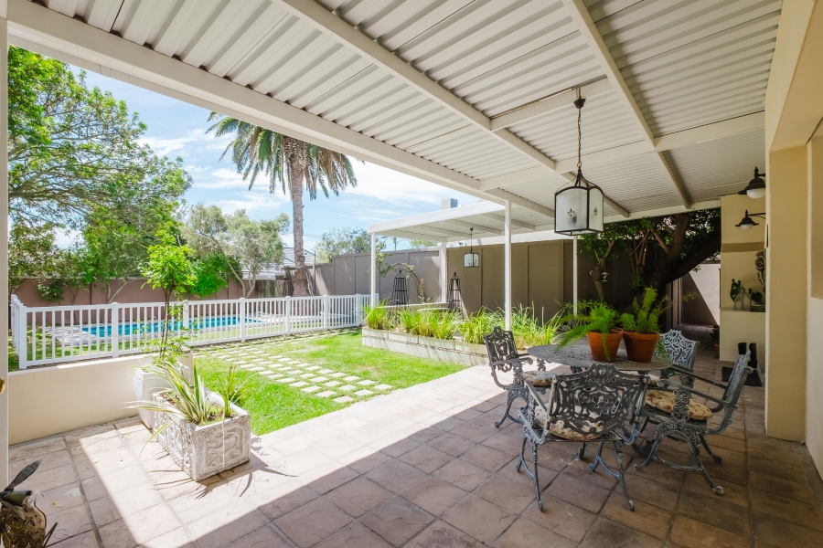 4 Bedroom Property for Sale in Claremont Western Cape